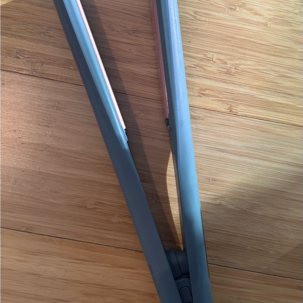 ULTA Flat Iron